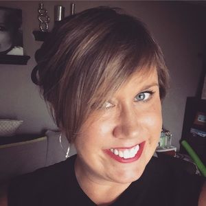 Meet your Posher, Allison